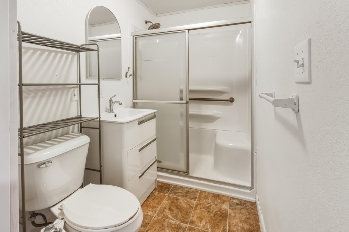 506 Eells, DIXON, Illinois 61021, 3 Bedrooms Bedrooms, ,1 BathroomBathrooms,House,For Sale,Eells,202507086