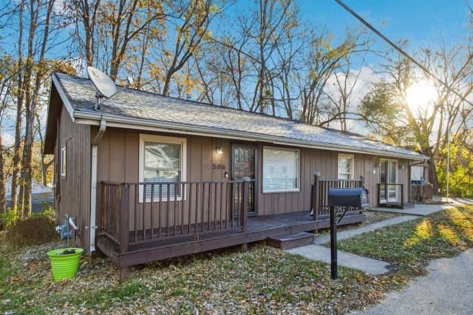 506 Eells, DIXON, Illinois 61021, 3 Bedrooms Bedrooms, ,1 BathroomBathrooms,House,For Sale,Eells,202507086