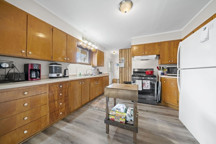 601 1st, MOUNT MORRIS, Illinois 61054, 2 Bedrooms Bedrooms, ,1 BathroomBathrooms,House,For Sale,1st,202507088