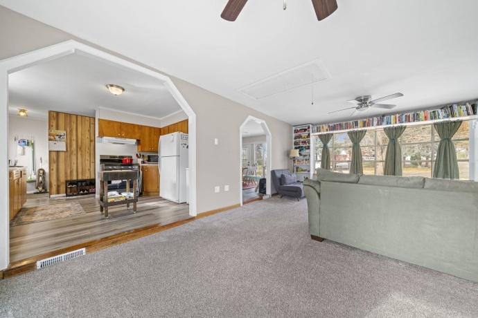 601 1st, MOUNT MORRIS, Illinois 61054, 2 Bedrooms Bedrooms, ,1 BathroomBathrooms,House,For Sale,1st,202507088