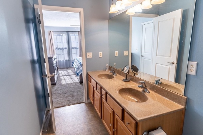 4812 SNOWCAP, LOVES PARK, Illinois 61111, 3 Bedrooms Bedrooms, ,3 BathroomsBathrooms,Condominium,For Sale,SNOWCAP,202506834