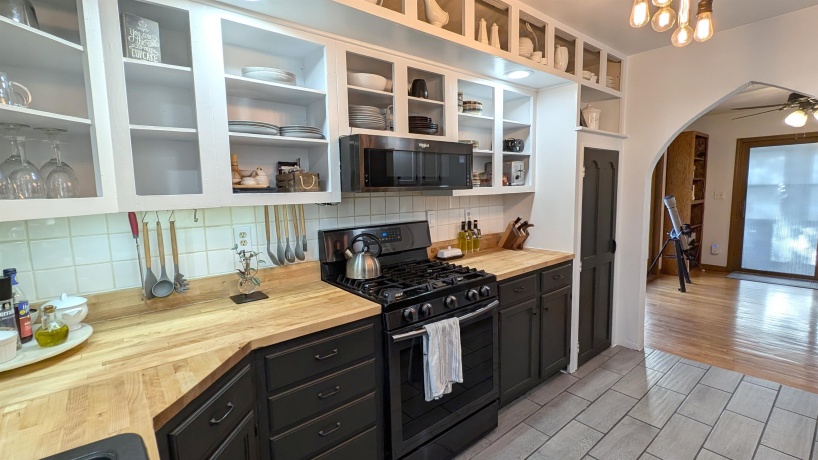 14737 Manor, SOUTH BELOIT, Illinois 61080, 3 Bedrooms Bedrooms, ,3 BathroomsBathrooms,House,For Sale,Manor,202507090