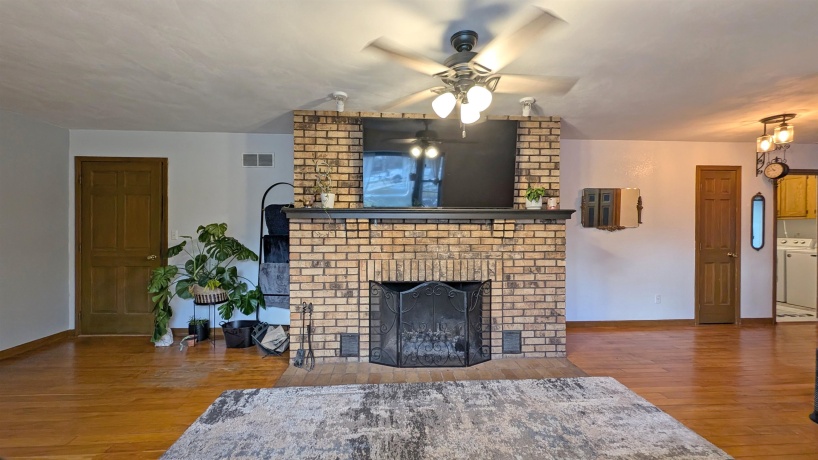 14737 Manor, SOUTH BELOIT, Illinois 61080, 3 Bedrooms Bedrooms, ,3 BathroomsBathrooms,House,For Sale,Manor,202507090