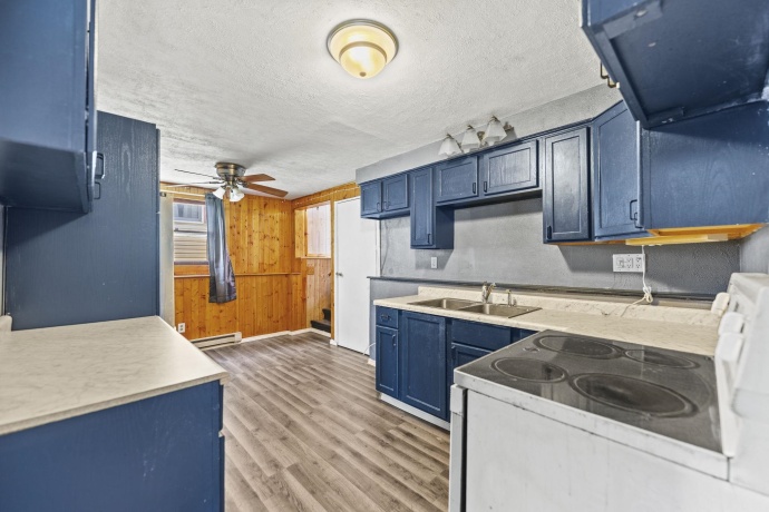 729 Perry, BELVIDERE, Illinois 61008, 3 Bedrooms Bedrooms, ,1 BathroomBathrooms,House,For Sale,Perry,202507095