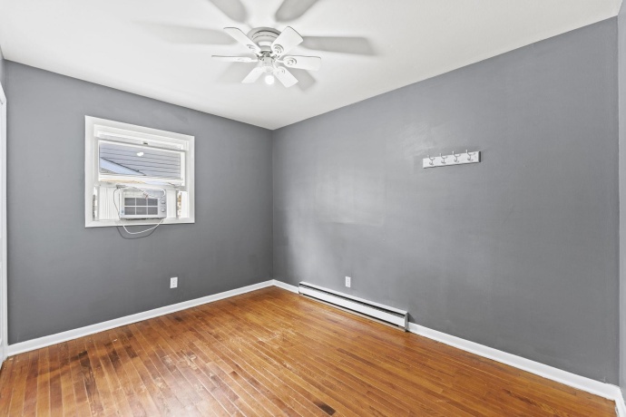 729 Perry, BELVIDERE, Illinois 61008, 3 Bedrooms Bedrooms, ,1 BathroomBathrooms,House,For Sale,Perry,202507095