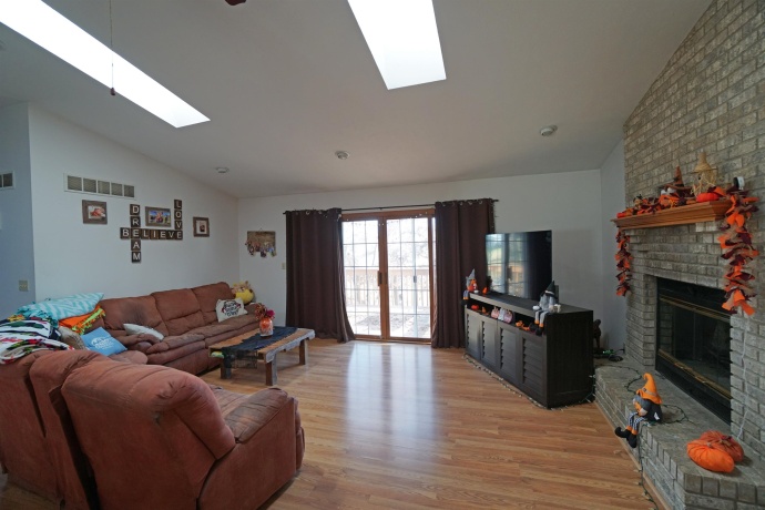 502 Corkhill, DAVIS, Illinois 61019, 3 Bedrooms Bedrooms, ,3 BathroomsBathrooms,House,For Sale,Corkhill,202507100