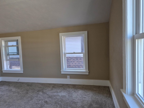 1918 Auburn, ROCKFORD, Illinois 61103, 3 Bedrooms Bedrooms, ,1 BathroomBathrooms,House,For Sale,Auburn,202506020