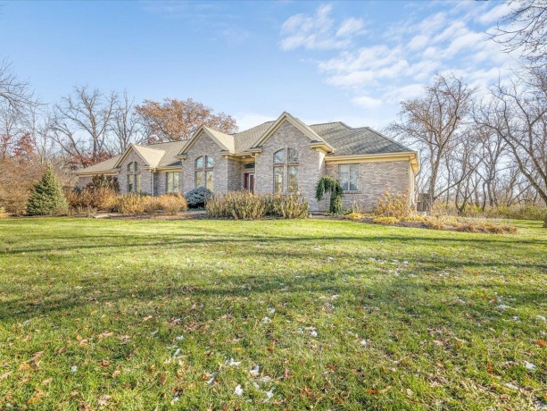 11335 Cross Creek Estates, BELVIDERE, Illinois 61008, 3 Bedrooms Bedrooms, ,2 BathroomsBathrooms,House,For Sale,Cross Creek Estates,202507103