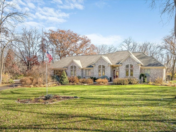 11335 Cross Creek Estates, BELVIDERE, Illinois 61008, 3 Bedrooms Bedrooms, ,2 BathroomsBathrooms,House,For Sale,Cross Creek Estates,202507103