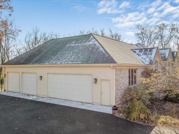 11335 Cross Creek Estates, BELVIDERE, Illinois 61008, 3 Bedrooms Bedrooms, ,2 BathroomsBathrooms,House,For Sale,Cross Creek Estates,202507103