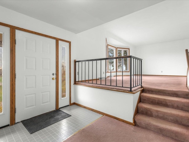 2110 Angle, DAKOTA, Illinois 61018, 4 Bedrooms Bedrooms, ,1 BathroomBathrooms,House,For Sale,Angle,202507106