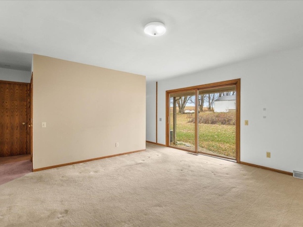 2110 Angle, DAKOTA, Illinois 61018, 4 Bedrooms Bedrooms, ,1 BathroomBathrooms,House,For Sale,Angle,202507106