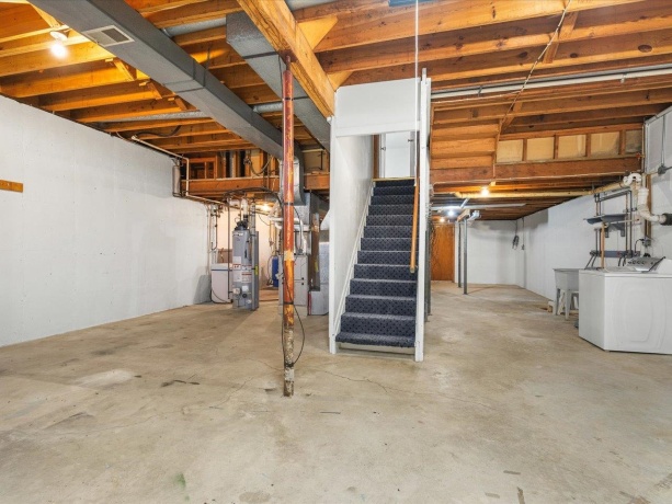 2110 Angle, DAKOTA, Illinois 61018, 4 Bedrooms Bedrooms, ,1 BathroomBathrooms,House,For Sale,Angle,202507106