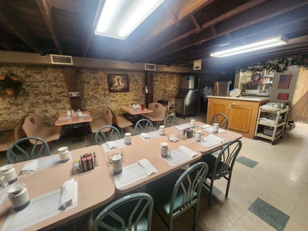 423-425 MAIN, PECATONICA, Illinois 61063, ,Commercial,For Sale,MAIN,202507109