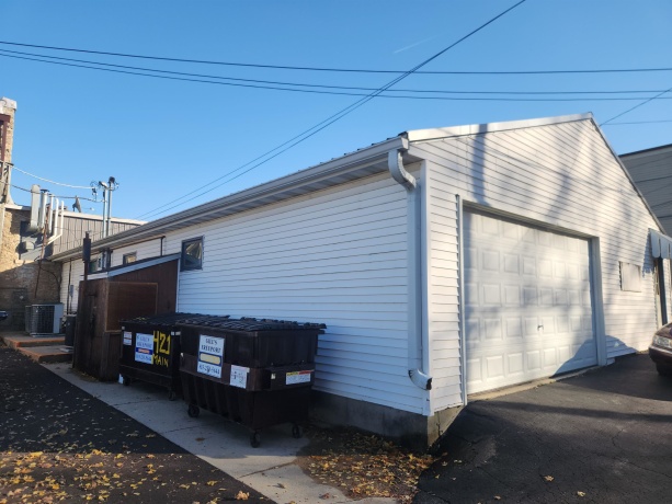 423-425 MAIN, PECATONICA, Illinois 61063, ,Commercial,For Sale,MAIN,202507109