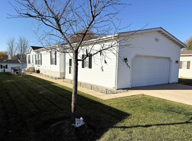 2073 Sunset, BELVIDERE, Illinois 61008, 3 Bedrooms Bedrooms, ,2 BathroomsBathrooms,House,For Sale,Sunset,202507111