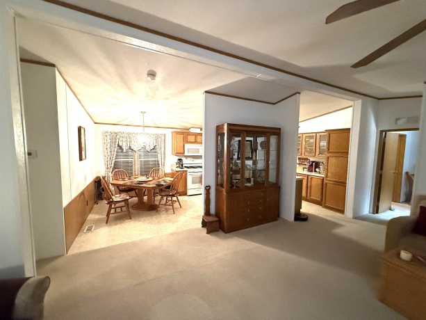 2073 Sunset, BELVIDERE, Illinois 61008, 3 Bedrooms Bedrooms, ,2 BathroomsBathrooms,House,For Sale,Sunset,202507111