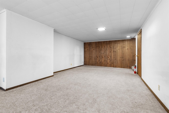 9781 Petunia, MACHESNEY PARK, Illinois 61115, 3 Bedrooms Bedrooms, ,1 BathroomBathrooms,House,For Sale,Petunia,202507112