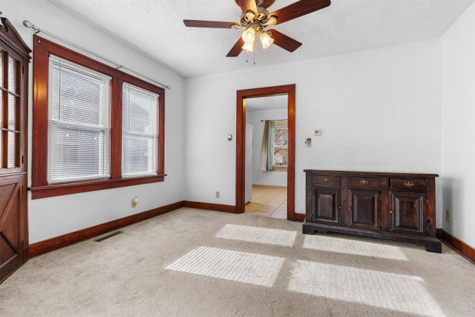 1915 15TH, ROCKFORD, Illinois 61104, 2 Bedrooms Bedrooms, ,1 BathroomBathrooms,House,For Sale,15TH,202507113