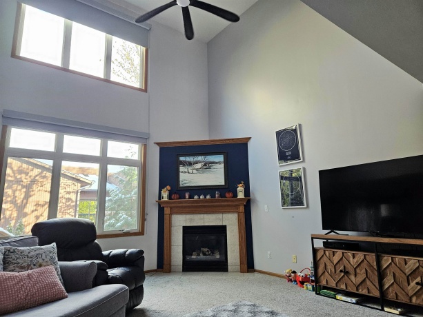 4093 Riverwood, LOVES PARK, Illinois 61111, 2 Bedrooms Bedrooms, ,3 BathroomsBathrooms,Condominium,For Sale,Riverwood,202507108