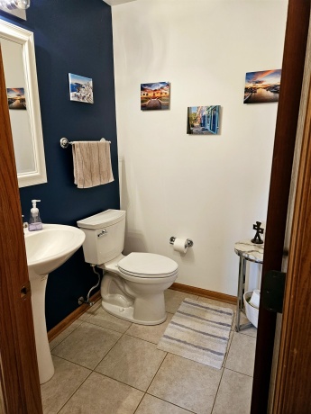 4093 Riverwood, LOVES PARK, Illinois 61111, 2 Bedrooms Bedrooms, ,3 BathroomsBathrooms,Condominium,For Sale,Riverwood,202507108