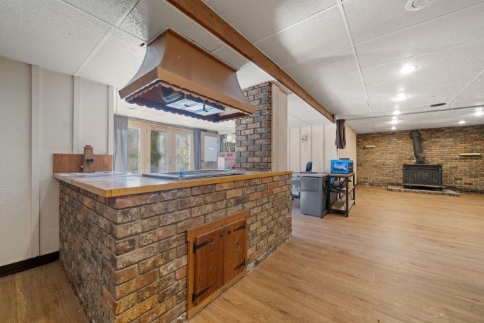 3307 Greenwood, ROCKFORD, Illinois 61107, 3 Bedrooms Bedrooms, ,2 BathroomsBathrooms,House,For Sale,Greenwood,202507114