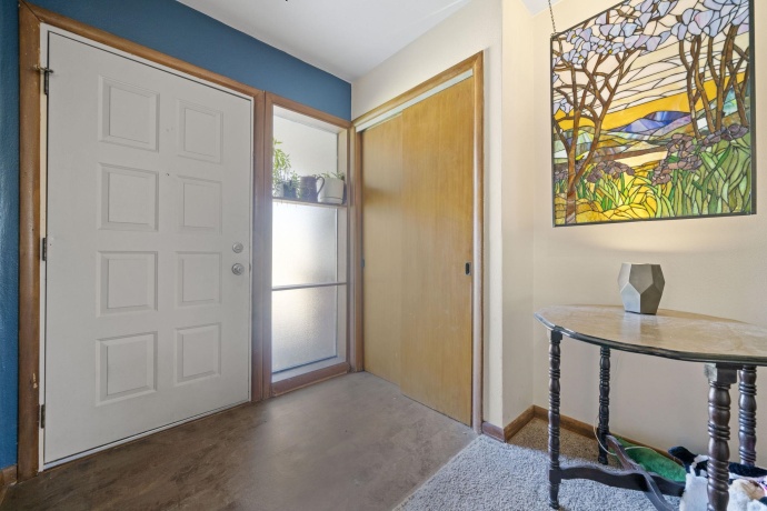 3307 Greenwood, ROCKFORD, Illinois 61107, 3 Bedrooms Bedrooms, ,2 BathroomsBathrooms,House,For Sale,Greenwood,202507114