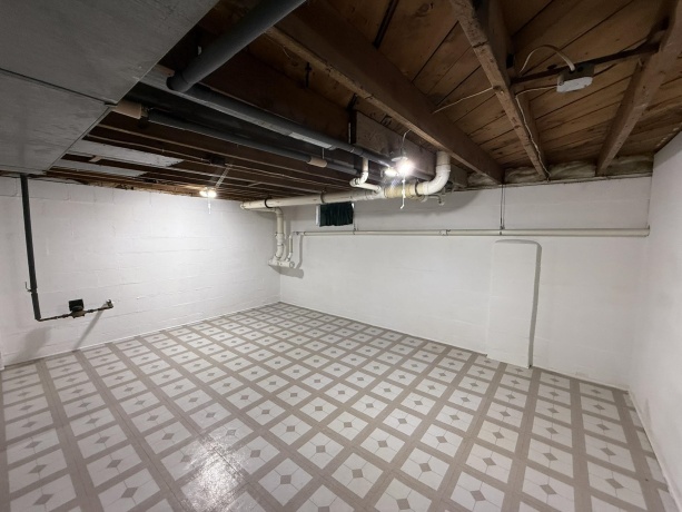 3306 9th, ROCKFORD, Illinois 61109, 2 Bedrooms Bedrooms, ,1 BathroomBathrooms,House,For Sale,9th,202507117