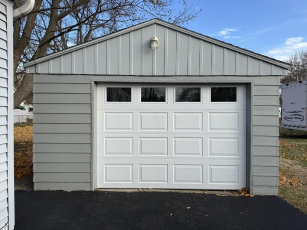 3306 9th, ROCKFORD, Illinois 61109, 2 Bedrooms Bedrooms, ,1 BathroomBathrooms,House,For Sale,9th,202507117