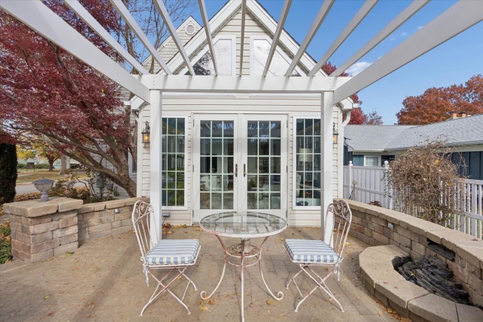 1408 Avenue D, STERLING, Illinois 61081, 3 Bedrooms Bedrooms, ,2 BathroomsBathrooms,House,For Sale,Avenue D,202507119