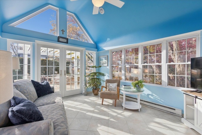 1408 Avenue D, STERLING, Illinois 61081, 3 Bedrooms Bedrooms, ,2 BathroomsBathrooms,House,For Sale,Avenue D,202507119