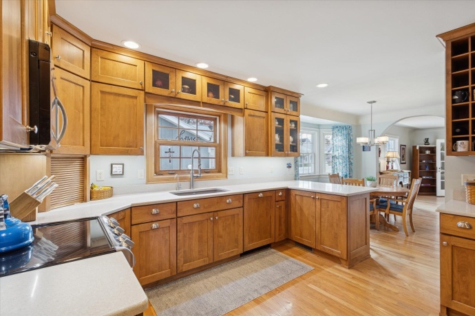 1408 Avenue D, STERLING, Illinois 61081, 3 Bedrooms Bedrooms, ,2 BathroomsBathrooms,House,For Sale,Avenue D,202507119