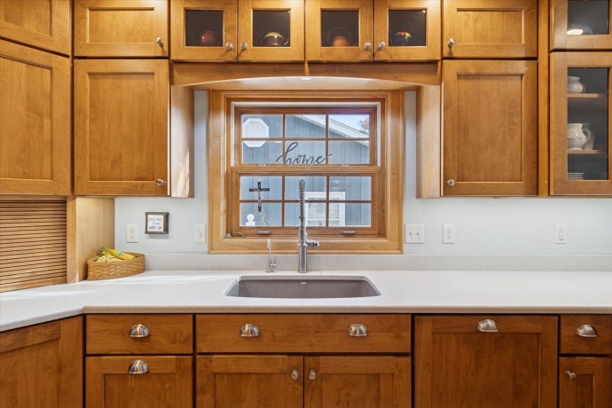 1408 Avenue D, STERLING, Illinois 61081, 3 Bedrooms Bedrooms, ,2 BathroomsBathrooms,House,For Sale,Avenue D,202507119