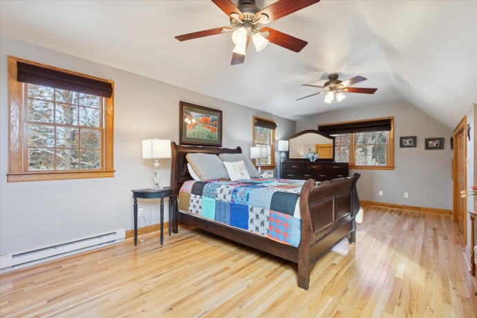 1408 Avenue D, STERLING, Illinois 61081, 3 Bedrooms Bedrooms, ,2 BathroomsBathrooms,House,For Sale,Avenue D,202507119