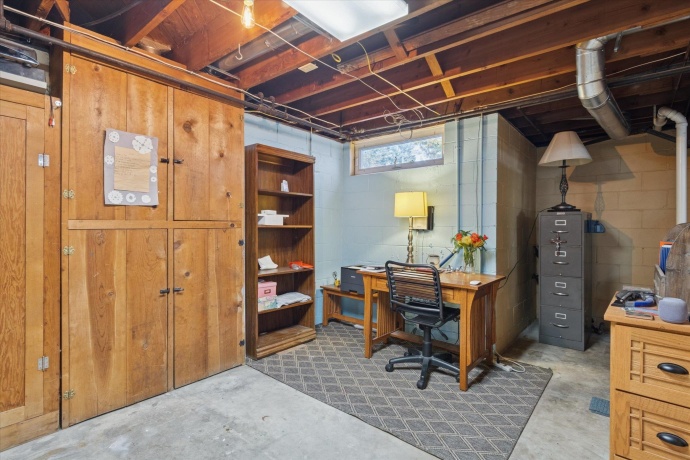 1408 Avenue D, STERLING, Illinois 61081, 3 Bedrooms Bedrooms, ,2 BathroomsBathrooms,House,For Sale,Avenue D,202507119