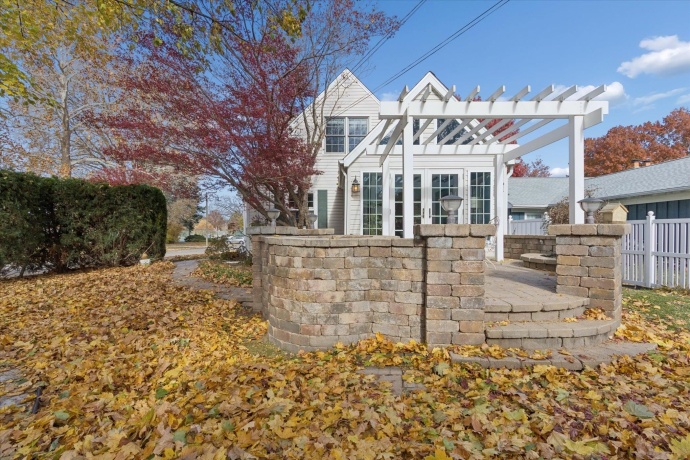 1408 Avenue D, STERLING, Illinois 61081, 3 Bedrooms Bedrooms, ,2 BathroomsBathrooms,House,For Sale,Avenue D,202507119