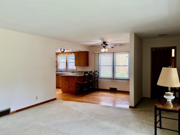 1937 E Gate Parkway, ROCKFORD, Illinois 61108, 3 Bedrooms Bedrooms, ,2 BathroomsBathrooms,House,For Sale,E Gate Parkway,202507120