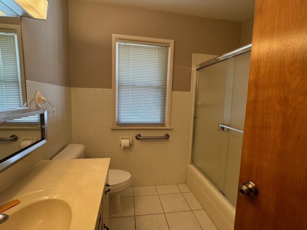 1937 E Gate Parkway, ROCKFORD, Illinois 61108, 3 Bedrooms Bedrooms, ,2 BathroomsBathrooms,House,For Sale,E Gate Parkway,202507120