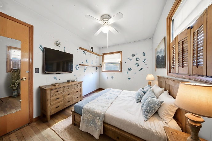 1864 Revere, FREEPORT, Illinois 61032, 3 Bedrooms Bedrooms, ,1 BathroomBathrooms,House,For Sale,Revere,202507121