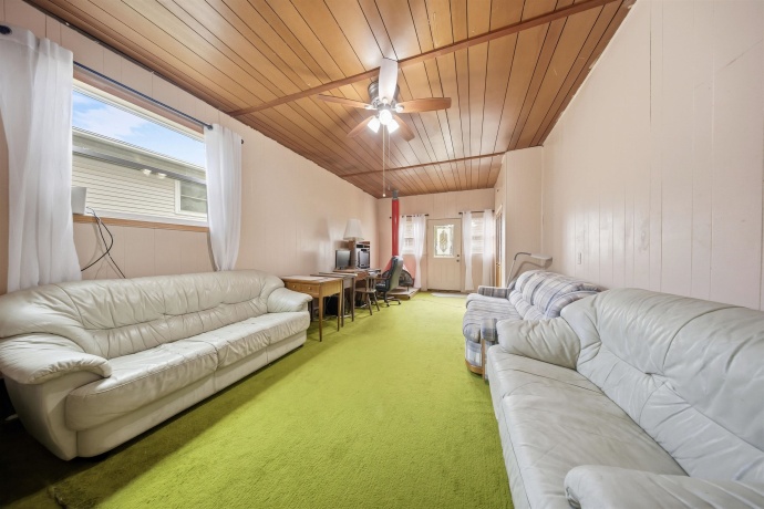 1864 Revere, FREEPORT, Illinois 61032, 3 Bedrooms Bedrooms, ,1 BathroomBathrooms,House,For Sale,Revere,202507121