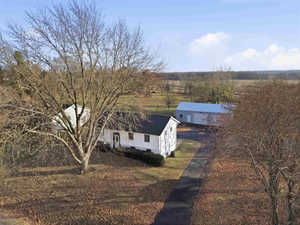 2065 Fairview, FREEPORT, Illinois 61032, 4 Bedrooms Bedrooms, ,2 BathroomsBathrooms,House,For Sale,Fairview,202507122