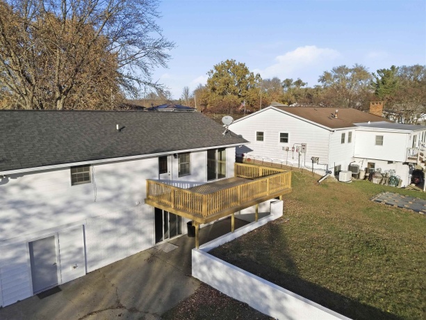 2065 Fairview, FREEPORT, Illinois 61032, 4 Bedrooms Bedrooms, ,2 BathroomsBathrooms,House,For Sale,Fairview,202507122