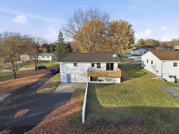 2065 Fairview, FREEPORT, Illinois 61032, 4 Bedrooms Bedrooms, ,2 BathroomsBathrooms,House,For Sale,Fairview,202507122