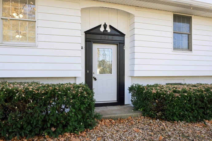 2065 Fairview, FREEPORT, Illinois 61032, 4 Bedrooms Bedrooms, ,2 BathroomsBathrooms,House,For Sale,Fairview,202507122