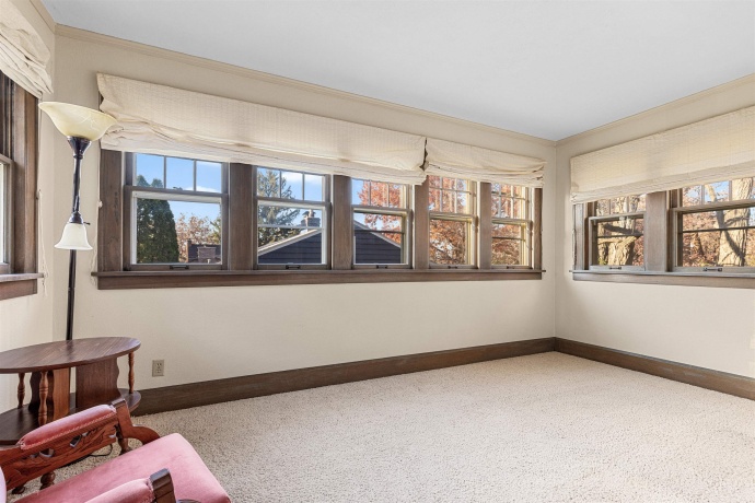 1326 BROWNWOOD, ROCKFORD, Illinois 61107, 3 Bedrooms Bedrooms, ,1 BathroomBathrooms,House,For Sale,BROWNWOOD,202507124