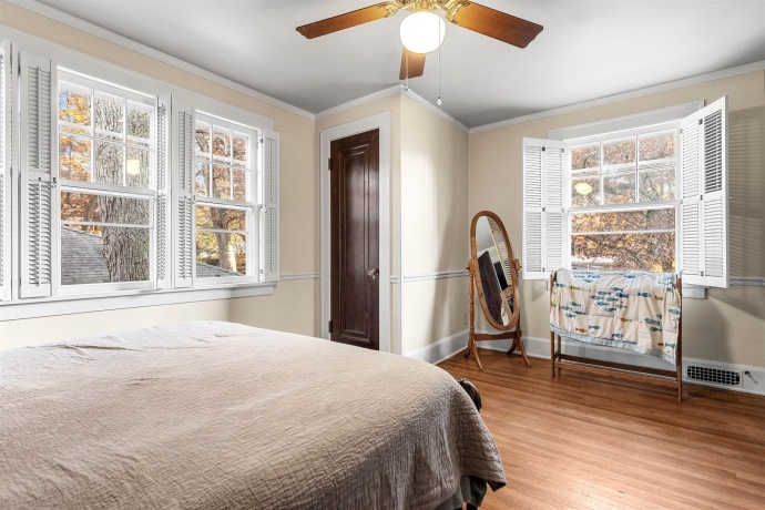 1326 BROWNWOOD, ROCKFORD, Illinois 61107, 3 Bedrooms Bedrooms, ,1 BathroomBathrooms,House,For Sale,BROWNWOOD,202507124