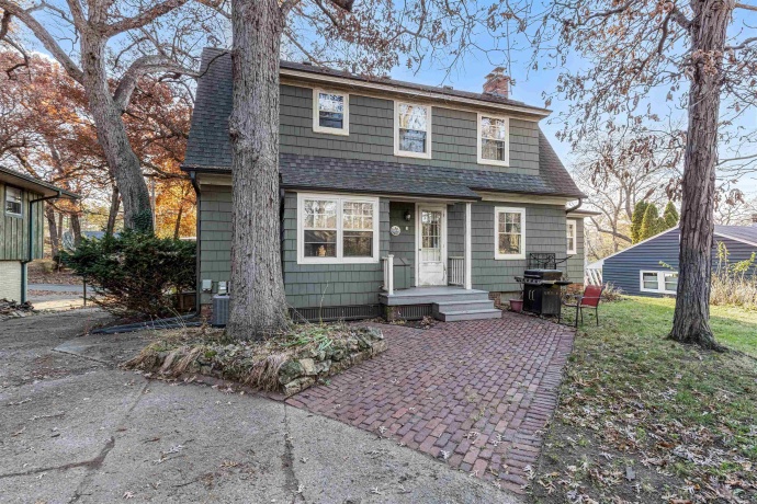 1326 BROWNWOOD, ROCKFORD, Illinois 61107, 3 Bedrooms Bedrooms, ,1 BathroomBathrooms,House,For Sale,BROWNWOOD,202507124