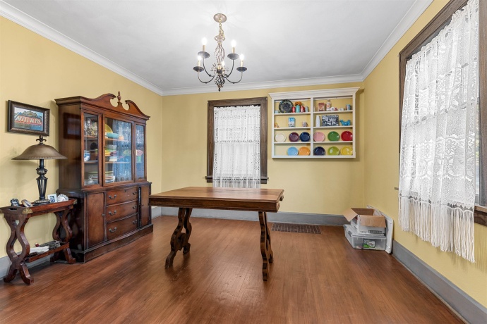 1326 BROWNWOOD, ROCKFORD, Illinois 61107, 3 Bedrooms Bedrooms, ,1 BathroomBathrooms,House,For Sale,BROWNWOOD,202507124