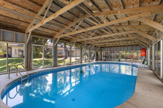 2020 GLENVIEW, ROCKFORD, Illinois 61107, 3 Bedrooms Bedrooms, ,2 BathroomsBathrooms,House,For Sale,GLENVIEW,202506070