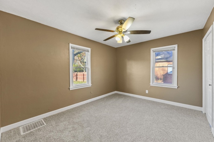 2015 OREGON, ROCKFORD, Illinois 61108, 3 Bedrooms Bedrooms, ,1 BathroomBathrooms,House,For Sale,OREGON,202507126